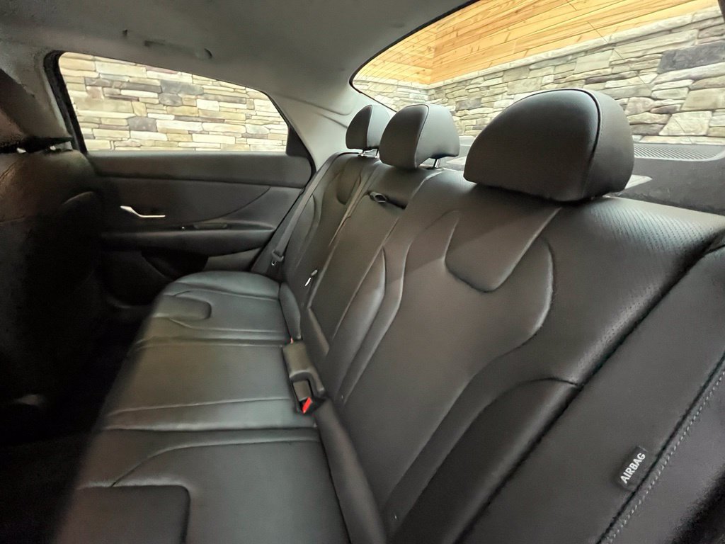 Certified 2024 Hyundai Elantra Limited FWD image 36