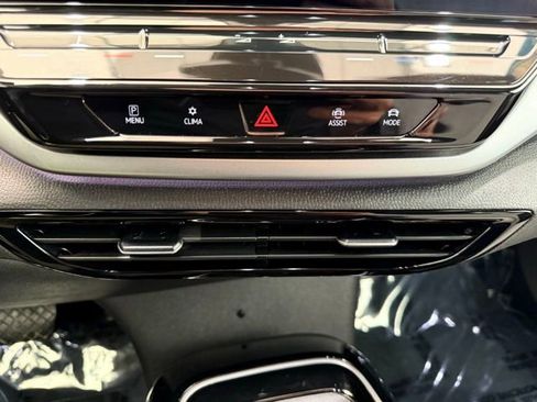 Used 2023 Volkswagen ID.4 Pro image 35