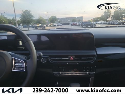 New 2026 Kia Seltos S FWD image 19