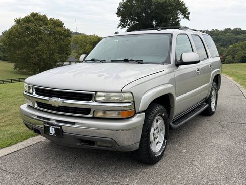 Used 2005 Chevrolet Tahoe LT w/ LT Preferred Equipment Group AWD/4WD image 4