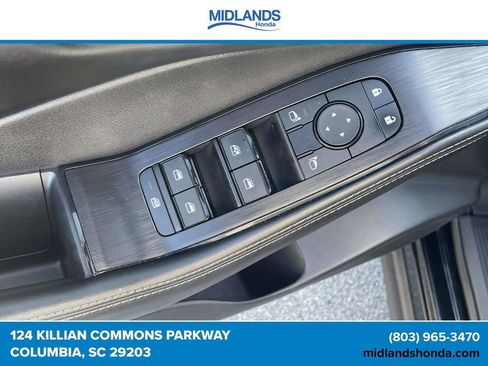 Used 2024 Nissan Rogue SV w/ SV Premium Package FWD image 18