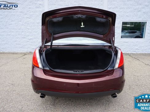 Used 2010 Lincoln MKS AWD image 16