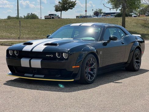 Used 2020 Dodge Challenger SRT Hellcat RWD image 35