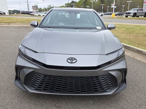 New 2026 Toyota Camry SE image 2