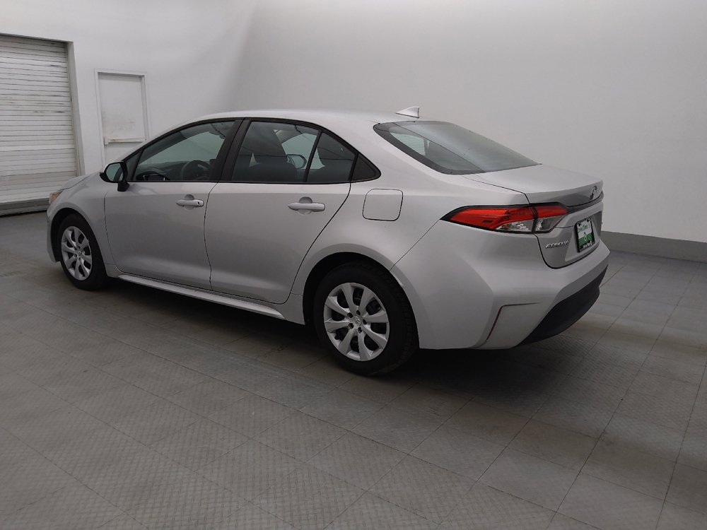 Used 2023 Toyota Corolla LE FWD image 3