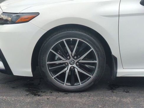 Used 2023 Toyota Camry SE AWD/4WD image 7