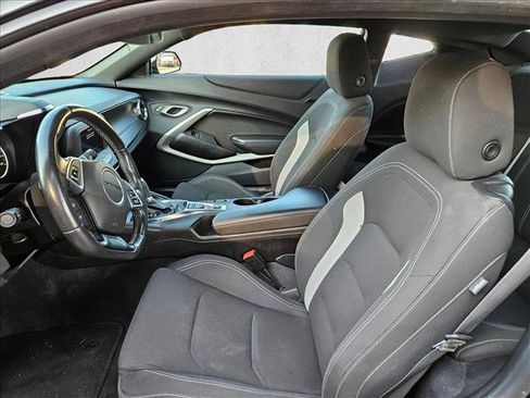 Used 2022 Chevrolet Camaro LT image 19