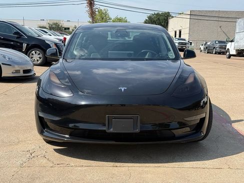 Used 2023 Tesla Model 3 Standard Range RWD image 2
