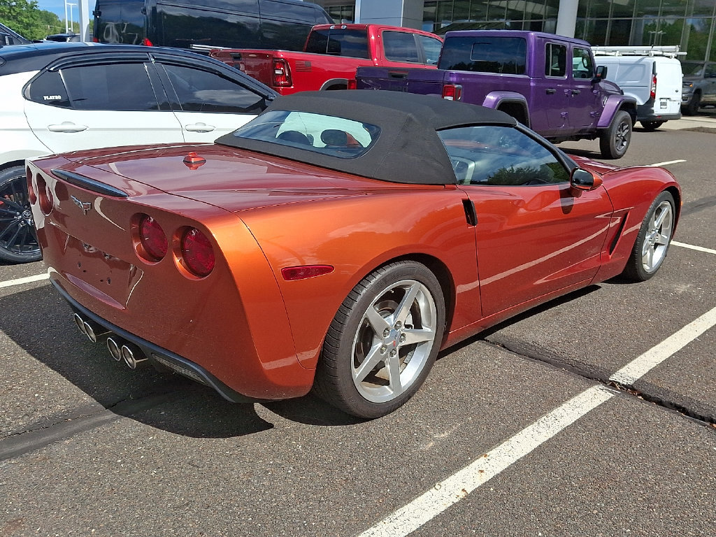Used 2005 Chevrolet Corvette Convertible w/ Preferred Equipment Group RWD image 5