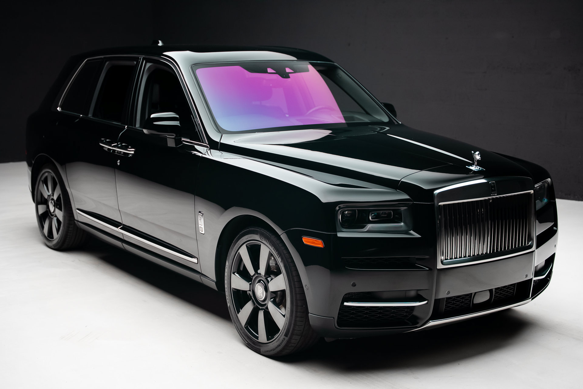 Used 2022 Rolls-Royce Cullinan w/ Technology Package AWD/4WD image 41