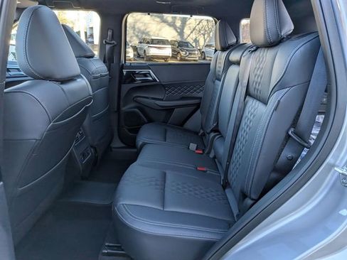 New 2025 Mitsubishi Outlander SEL Black Edition image 29