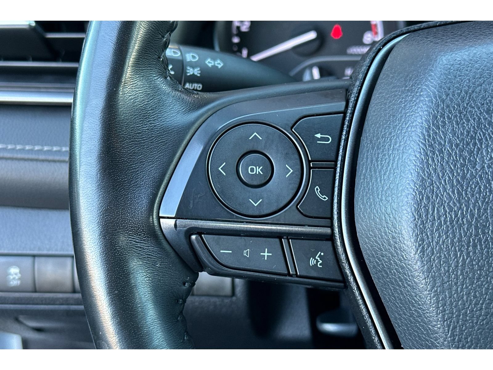 Certified 2024 Toyota Camry SE FWD image 24