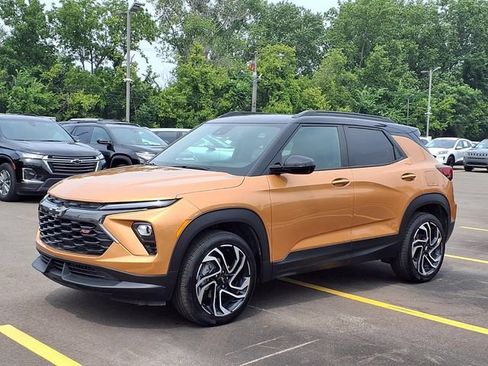 Certified 2024 Chevrolet TrailBlazer RS w/ Convenience Package AWD/4WD image 1