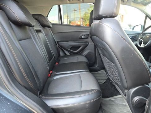 Used 2017 Chevrolet Trax LT w/ Sun & Sound Package image 39