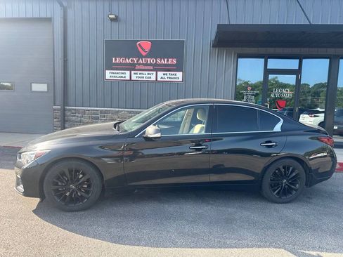 Used 2020 INFINITI Q50 Luxe w/ Essential Package (3.0T Luxe) AWD/4WD image 2