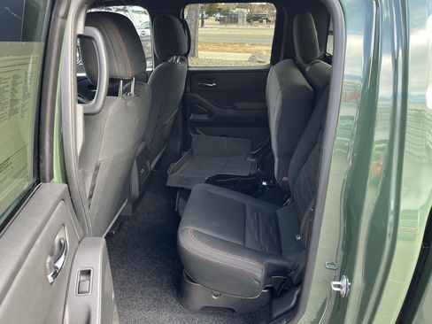 Used 2024 Nissan Frontier PRO-4X w/ Off-Road Protection Package image 27