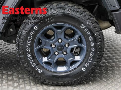 Used 2023 Jeep Wrangler Unlimited w/ 8.4" Radio Group image 8