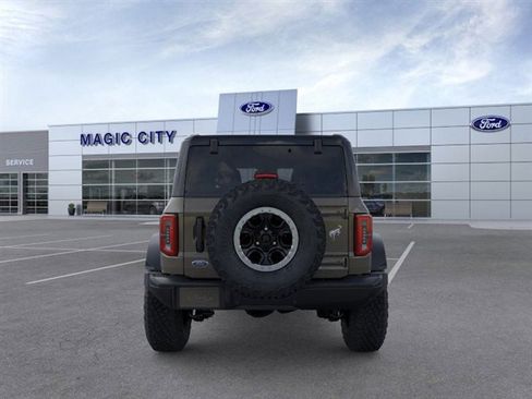 New 2025 Ford Bronco Badlands AWD/4WD image 5