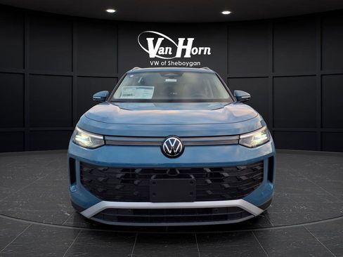 New 2026 Volkswagen Tiguan SE image 7