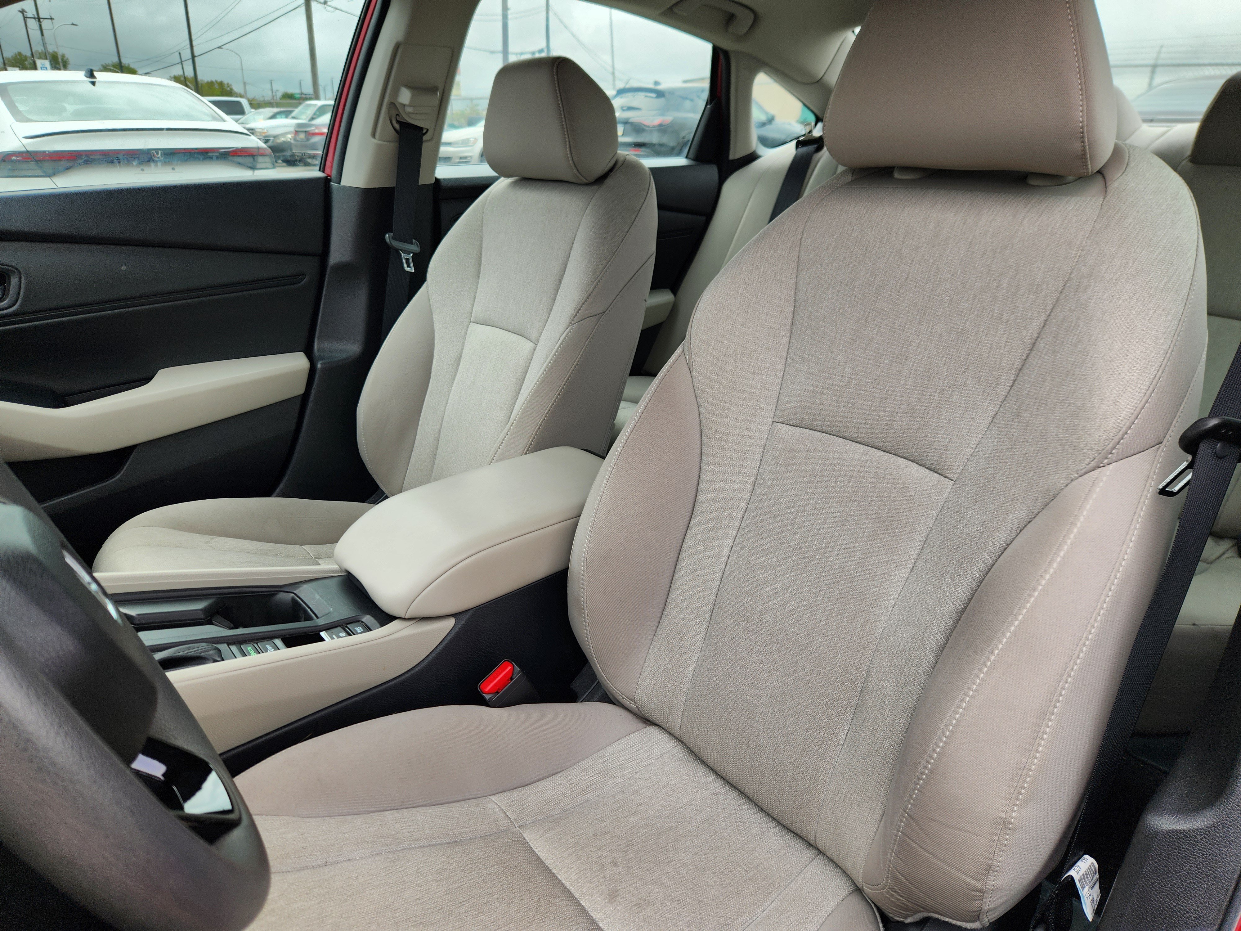 Used 2024 Honda Accord EX image 8