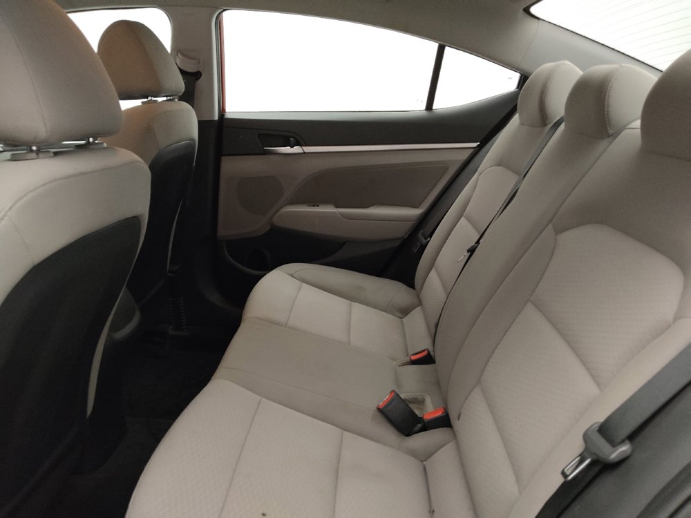 Used 2020 Hyundai Elantra SEL FWD image 18