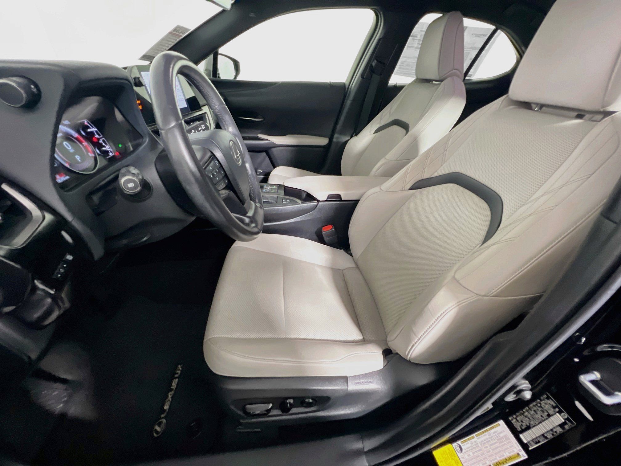 Used 2023 Lexus UX 250h FWD w/ Accessory Package (Z1) image 14