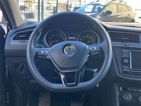 Used 2021 Volkswagen Tiguan S image 15