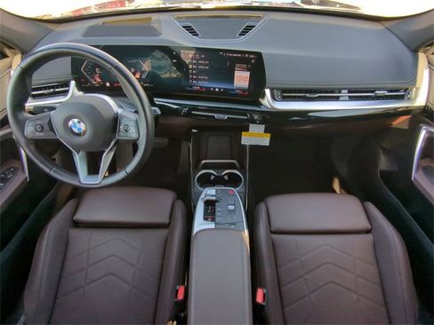 Used 2025 BMW X1 xDrive28i image 18