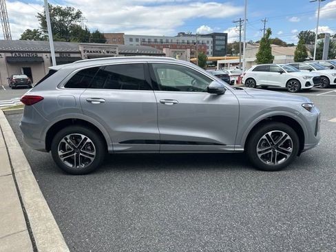 New 2025 Audi Q5 Premium image 6