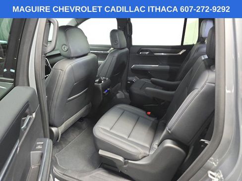 Used 2024 GMC Acadia Elevation w/ Luxury Package AWD/4WD image 30