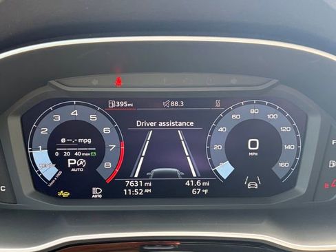 Certified 2025 Audi Q3 2.0T Premium w/ Convenience Package AWD/4WD image 8