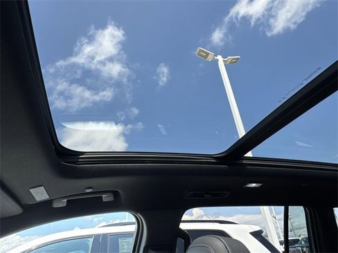 New 2025 GMC Acadia Elevation w/ Elevation Premium Package image 15