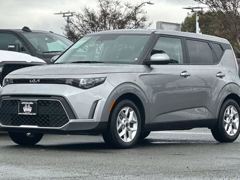 Used 2024 Kia Soul LX w/ Option Group 015 image 8