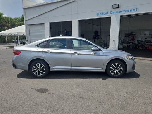 Used 2024 Volkswagen Jetta S FWD image 4