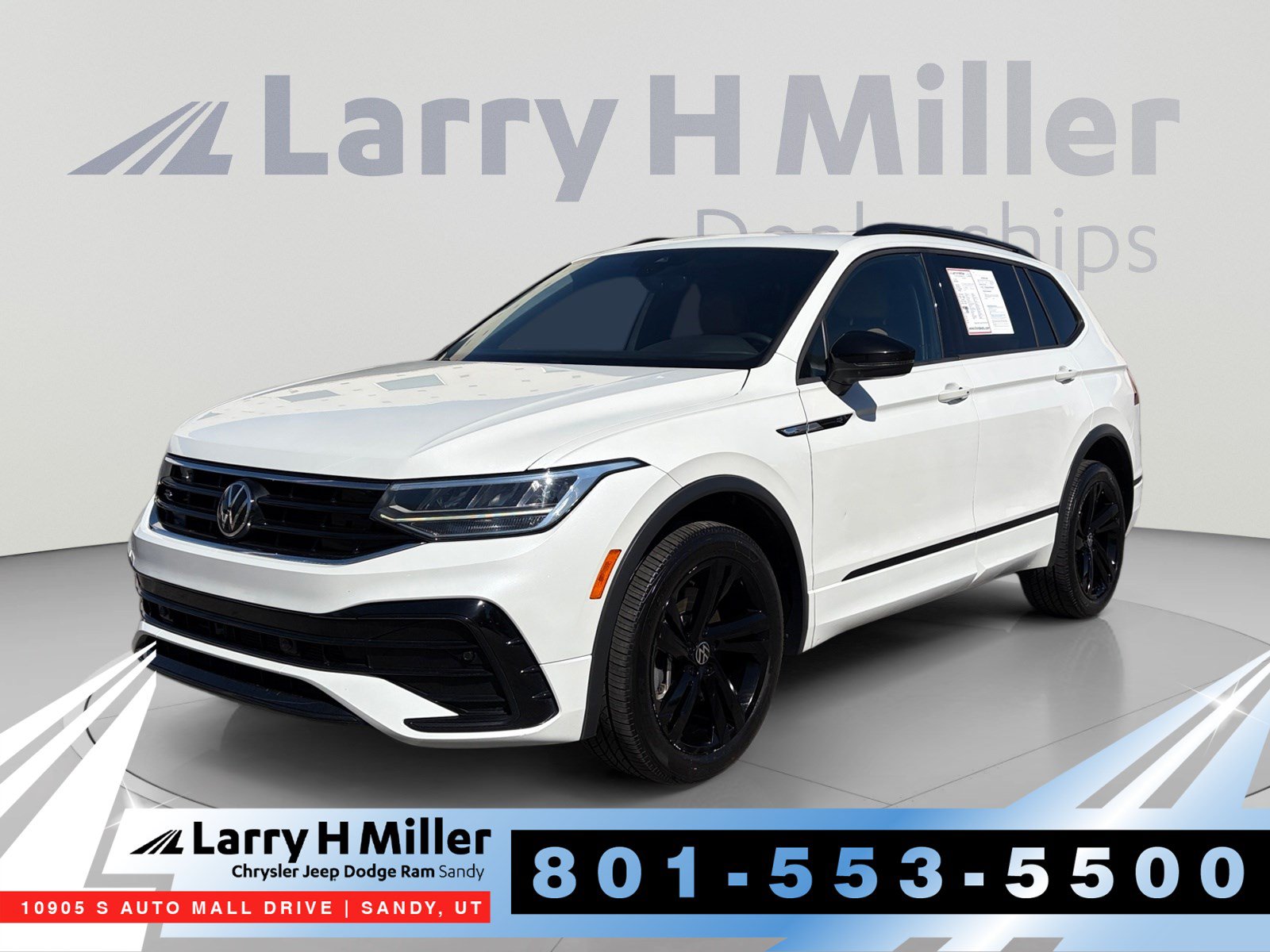 Used 2023 Volkswagen Tiguan SE R-Line AWD/4WD image 1