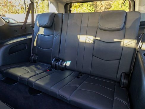 Used 2020 Cadillac Escalade ESV Luxury image 28