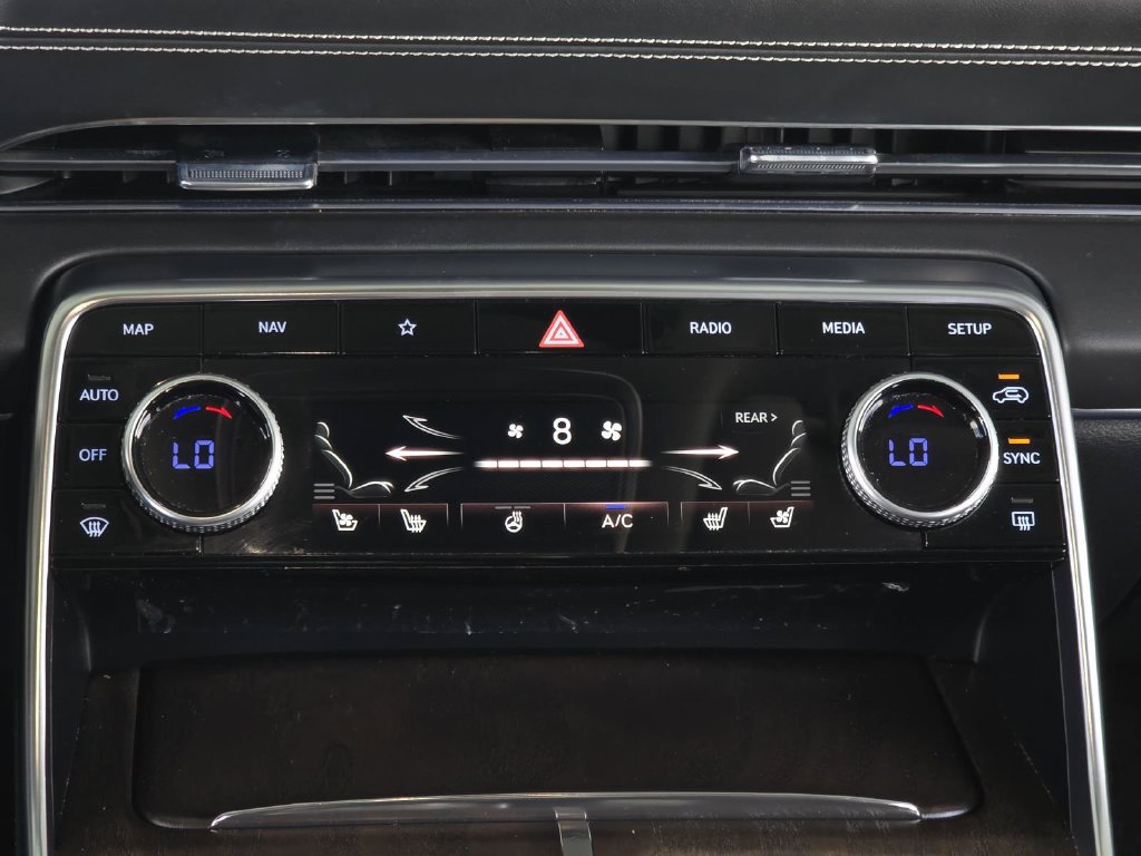 Used 2022 Genesis GV80 3.5T w/ Advanced Package 06 AWD/4WD image 16