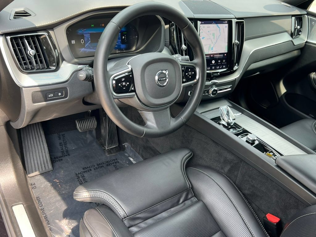 Used 2024 Volvo XC60 T8 Ultimate w/ Protection Package Premier AWD/4WD image 19