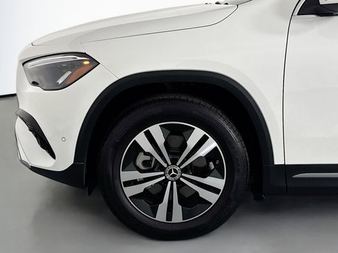 Certified 2026 Mercedes-Benz GLA 250 image 11