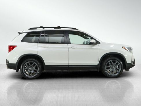 Used 2023 Honda Passport EX-L image 6