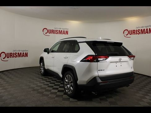 Used 2025 Toyota RAV4 XLE Premium w/ Weather Package AWD/4WD image 6