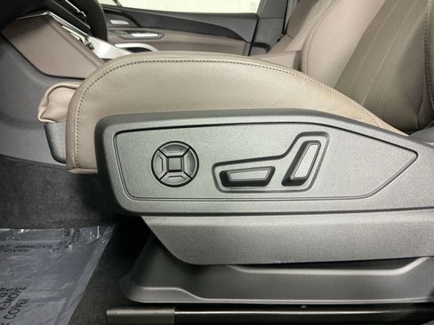 Used 2025 Audi Q5 Prestige image 14