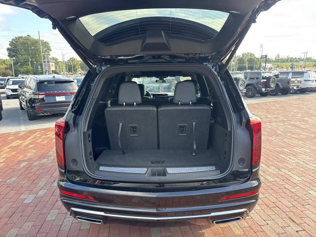 Used 2024 Cadillac XT6 Luxury FWD image 28