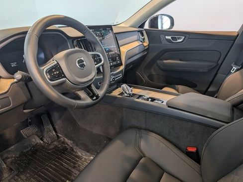 Used 2026 Volvo XC60 B5 Core w/ Climate Package image 11