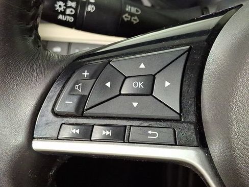 Used 2020 Nissan Altima 2.5 SV FWD image 21