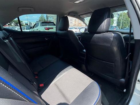 Used 2019 Toyota Corolla SE FWD image 15