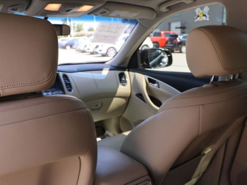 Used 2017 INFINITI QX50 2WD image 27