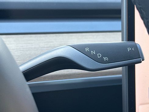 Used 2020 Tesla Model 3 image 20