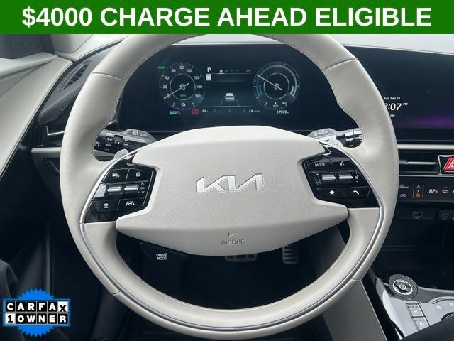 Used 2024 Kia Niro Wave w/ Wave Preserve Package FWD image 24