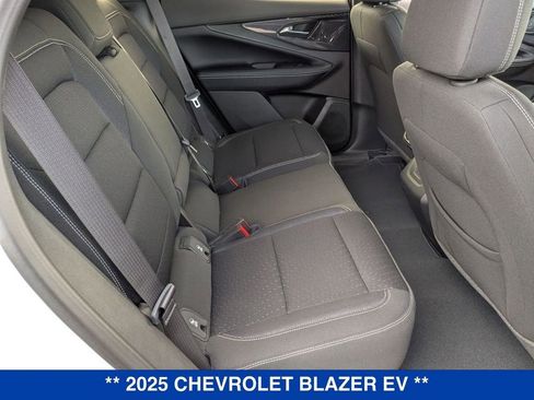 New 2025 Chevrolet Blazer EV LT image 29